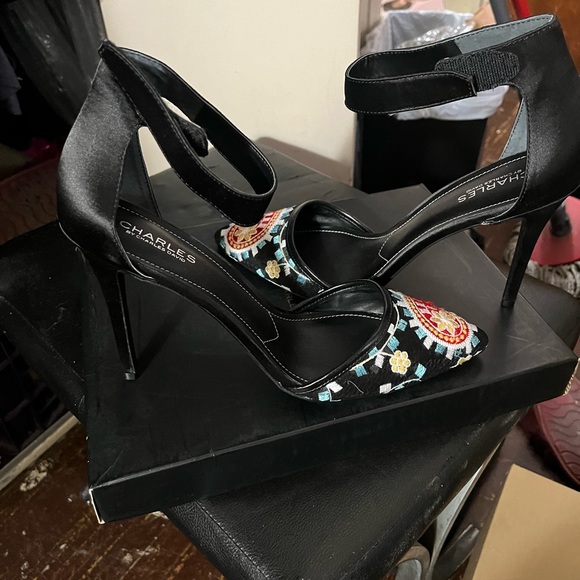 Beautiful Charles David Women Shirs - Picture 1 of 3